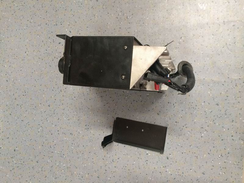 电动外摆门门泵,右舵,12V,电子防夹