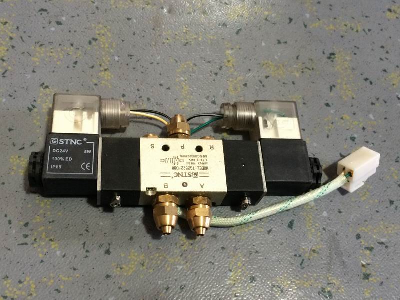 Электромагнитный клапан в сборе