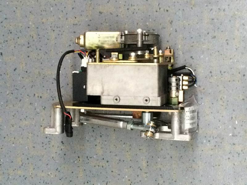 Electric folding door pump, right rudder, 24V, electronic anti-clip-1