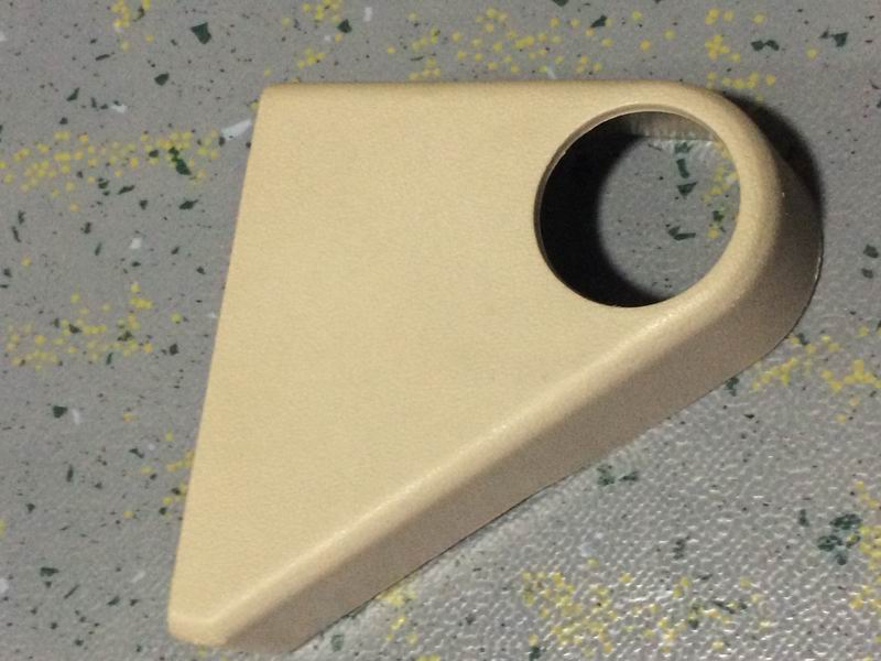 Lower rotary arm decorative cover