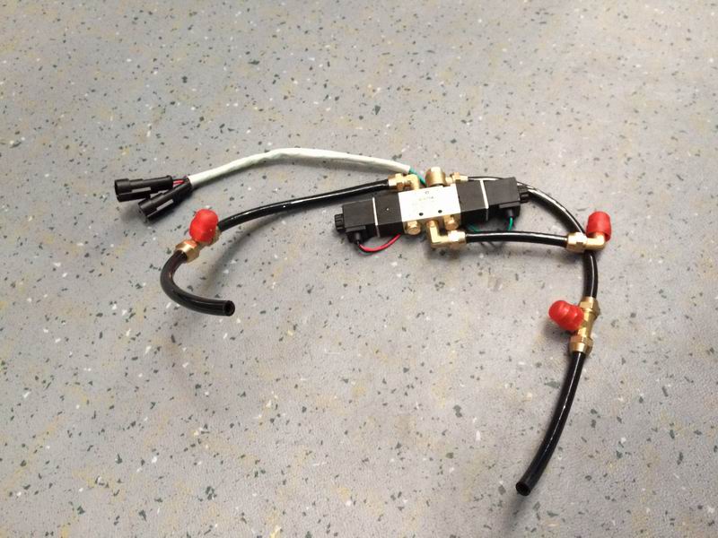 Электромагнитный клапан; ТГ 2512-06 ; округ Колумбия 24V ; с тройником-1