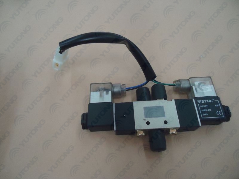 Solenoid valve assembly