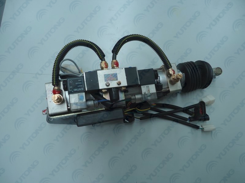 Pneumatic folding door pump, 24V, 340+175, pressure sensitive anti-clip-2