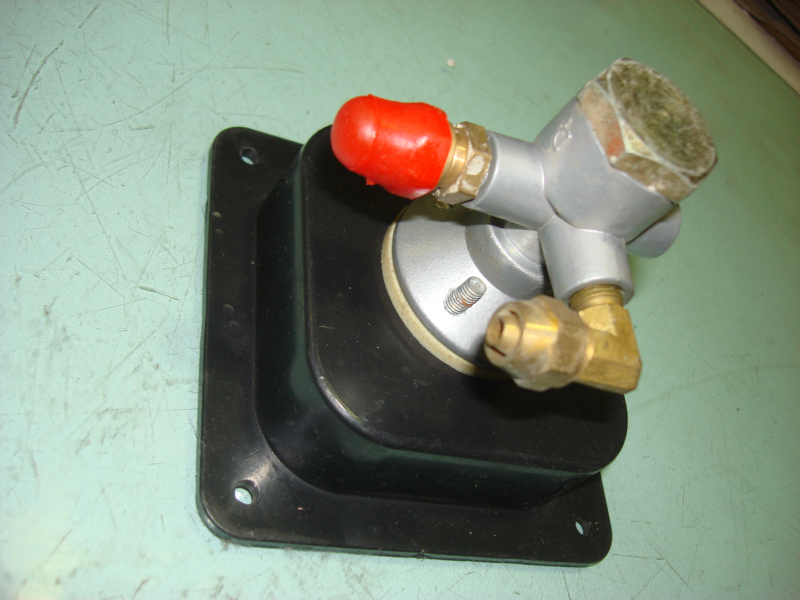 Quick discharge valve (new)