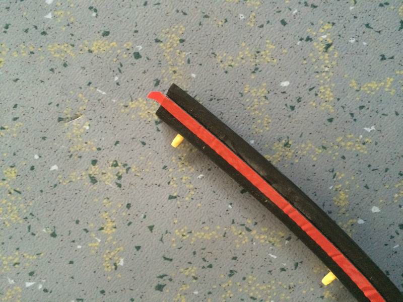 Passenger door frame sealant strip, middle door, 6710-1