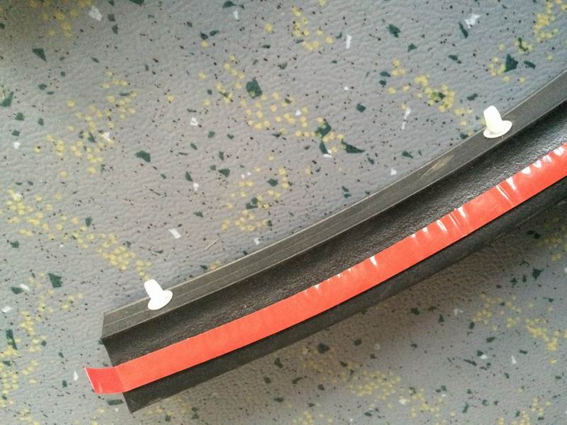Passenger door frame sealant strip, middle door, 6710-1