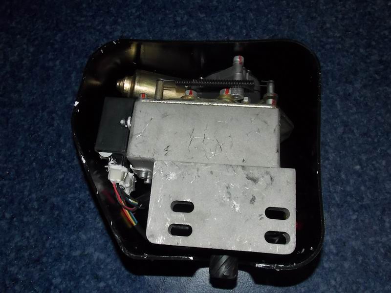 Electric external swing door pump, right rudder, 24V, mechanical anti-clip-1