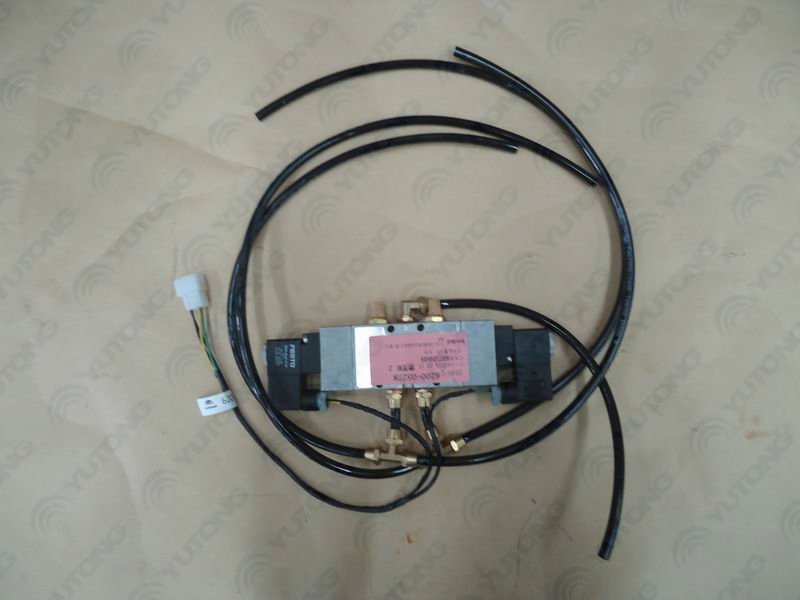 Middle double door solenoid valve assembly (double external swing, after-sales service)