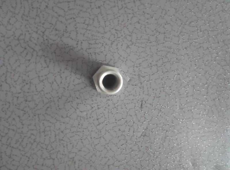 Промежуточная винтовая втулка