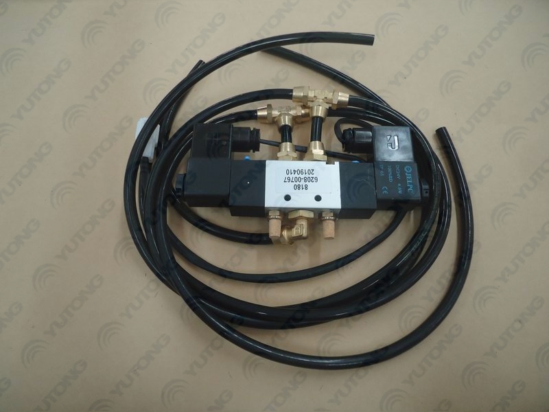 D Средний двухдверный электромагнитный клапан-1