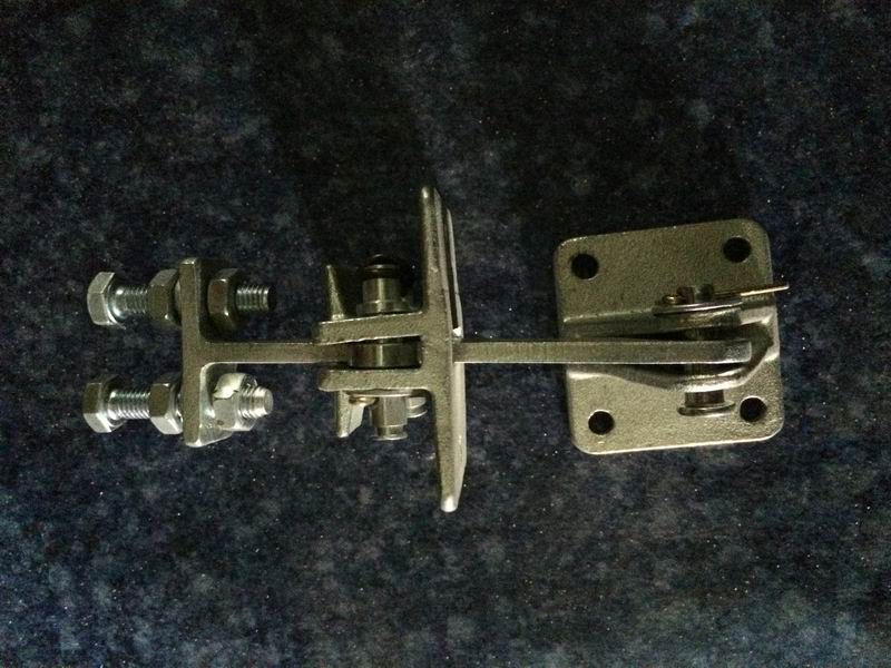 Driver door limiter assembly