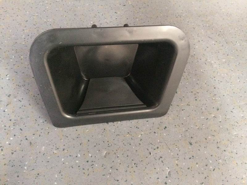Exterior pedals, driver's door (298x220)-3