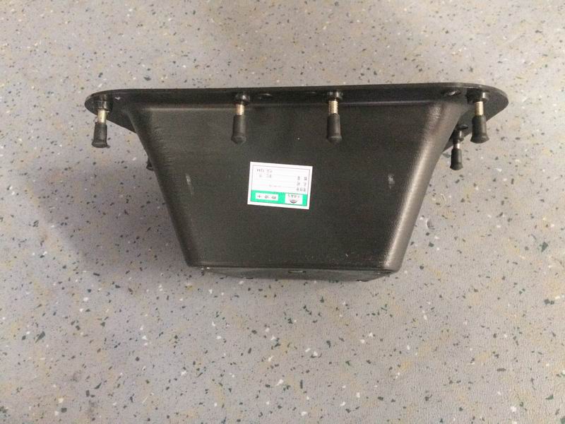 Exterior pedals, driver's door (298x220)