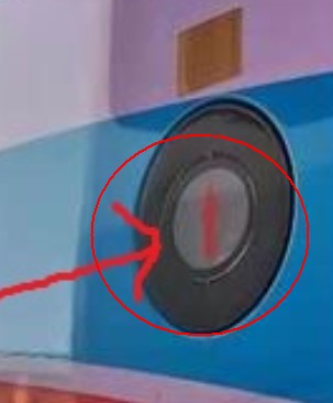 Emergency opening cover outside the emergency door car, second-generation school bus