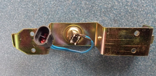 Alarm switch with bracket-1