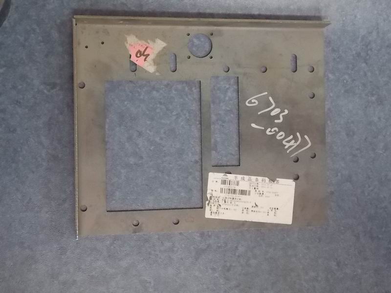 Dashboard electrical fixing plate 1-1