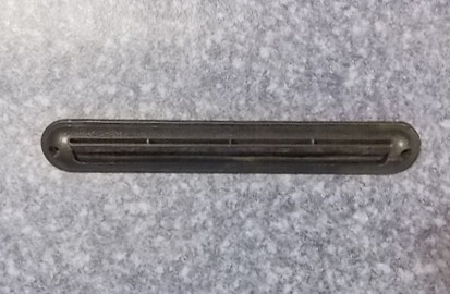 Adjustable defrosting air outlet