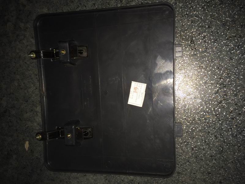 6122 dashboard center control right side inspection door