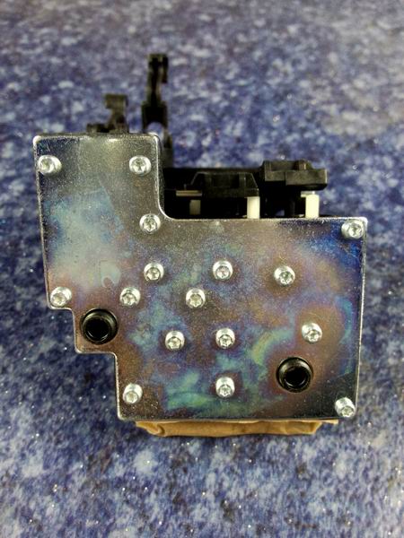 Height regulating valve; pneumatic