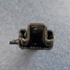 Double lock slide (including one on the left and right)