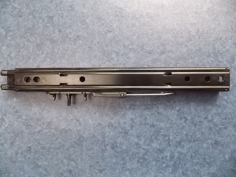 Double lock slide (including one on the left and right)-3