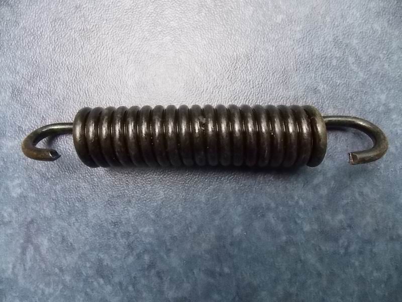 Driver's chair vibration-absorbing spring (including two pieces)