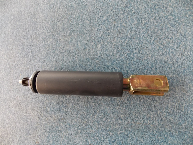 YT15 seat gas spring