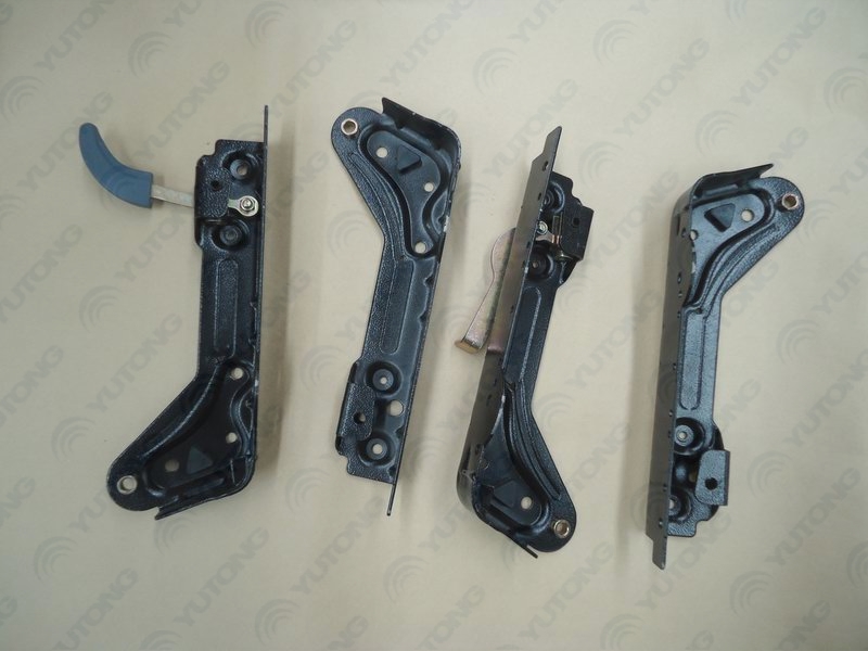 YTF032 seat left side out-purchased parts assembly-full adjustment-three points-1