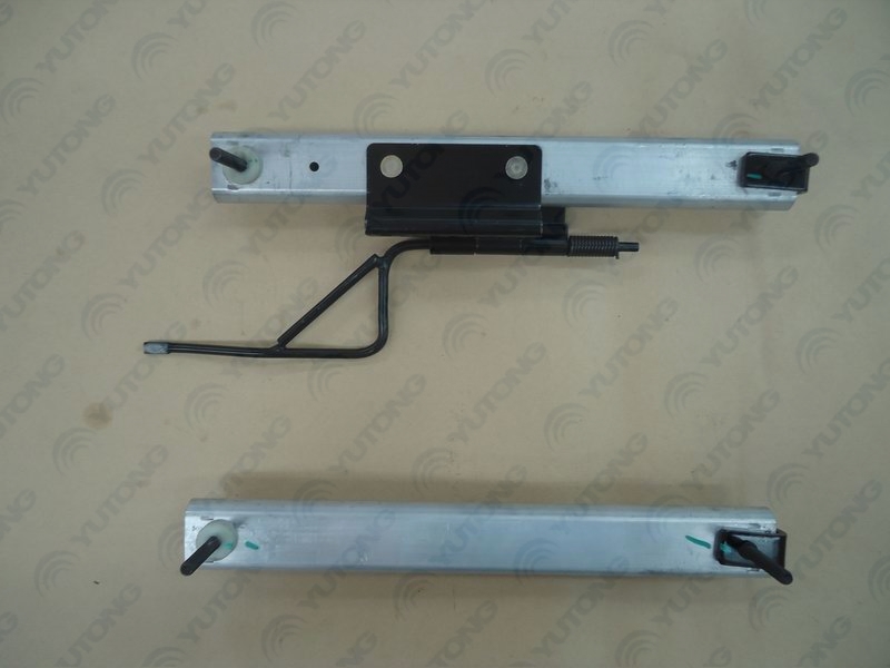 YTF032 self-locking aluminum slide-left seat-1