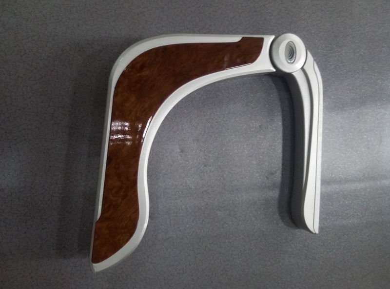 ЮТ 15B сиденье новой формы левый подлокотник серебристо-серый вверх