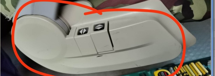 YTF 032 левый поручень, бежевый, тип вниз, полностью регулируемый (рулон)