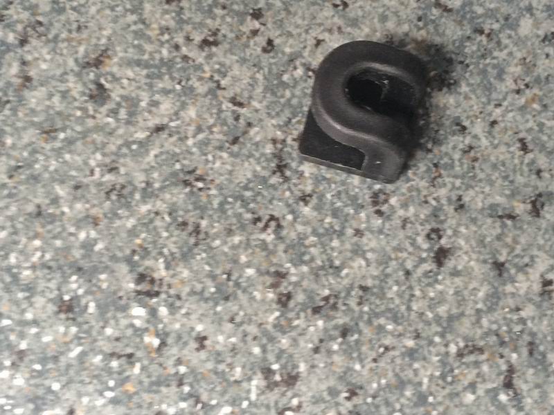 ЮТ 08A крючок ручки сиденья