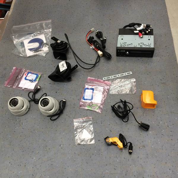 Видеомонитор YT-DVR 0404ME-S Дахуа 4-way SD-карта-1