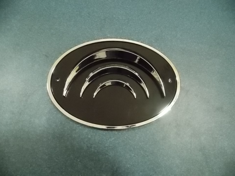 Exterior sign, front mark, old shape (black base plate + rivet sinker)