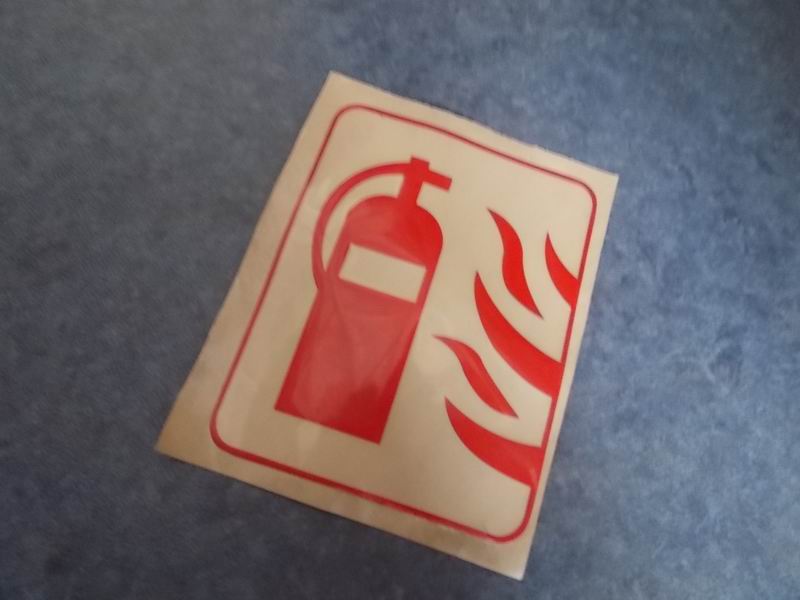 Логотип огнетушителя, склеивание