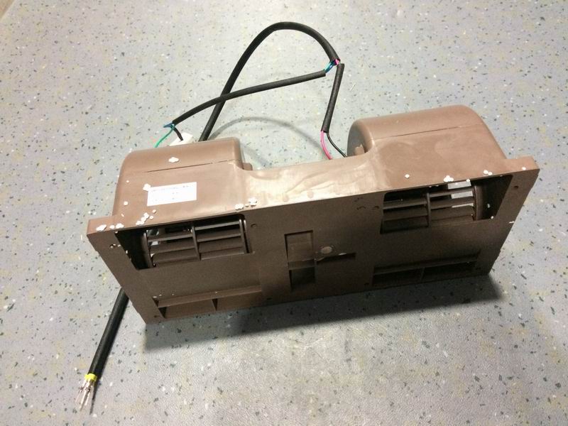 Warm air duct connection (6115D)