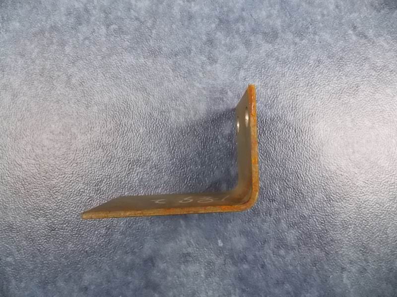 D Heater oil filter bracket-1