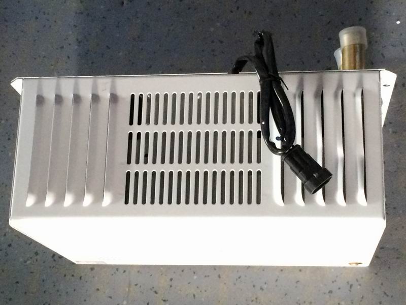 Box radiator, front left, water outlet