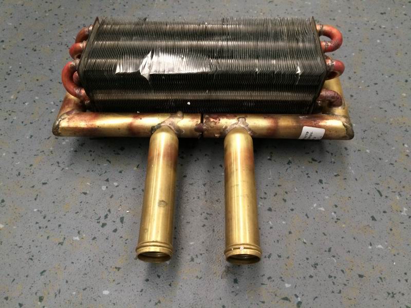 Резервуар для воды трубчатого типа-1