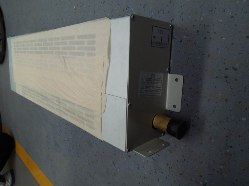 Wall-mounted radiator, water outlet on both sides-2