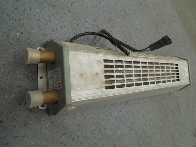 Wall-mounted radiator, upwards, facing right-1