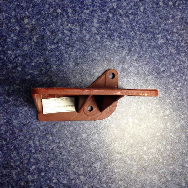 Air conditioning compressor bracket-1