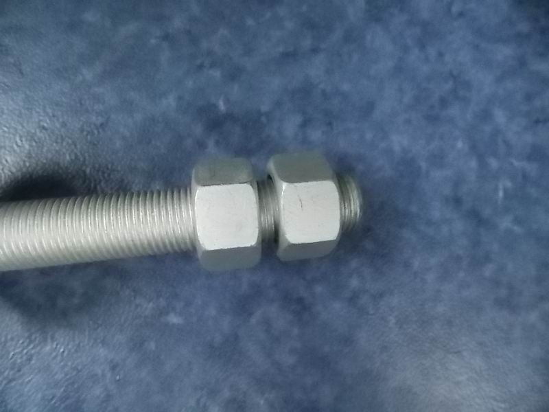 Spring adjusting rod M16; can be replaced by 8103-29089-2