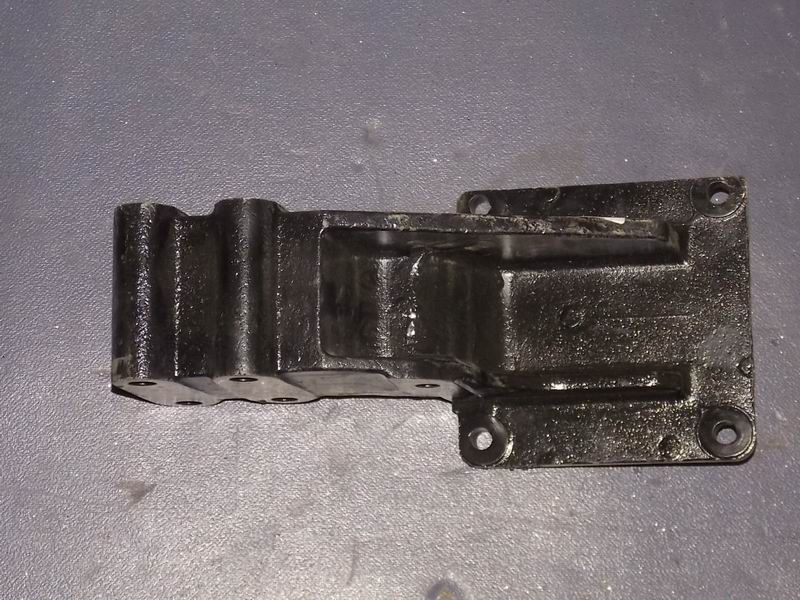 空调机支架;可用8103-18245代替-1