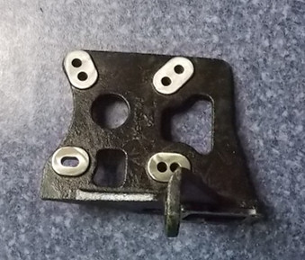 Air conditioning compressor bracket; can be replaced by 8103-13881-2