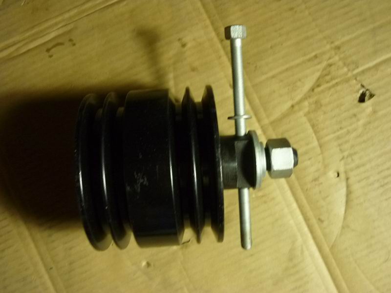Compressor bracket transition wheel-1