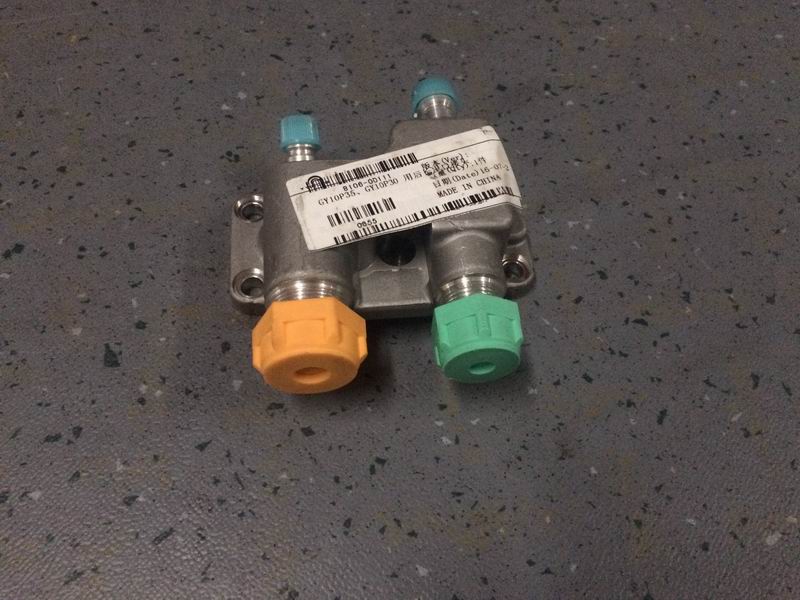GY10P35, GY10P30 long outlet connector after use-1