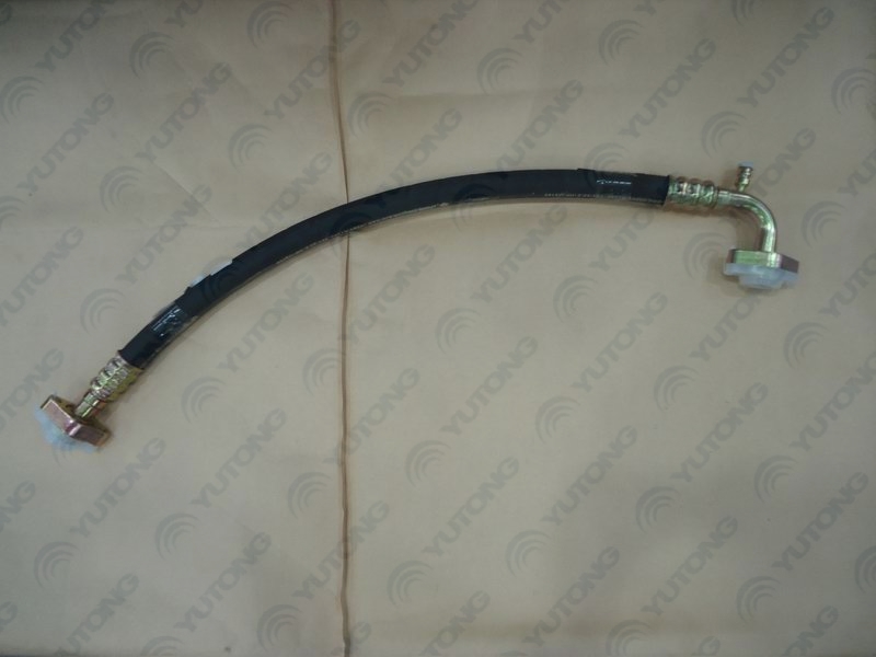 Резиновый шланг высокого давления ( 22 / 800 , подключен к компрессору и глушителю) X