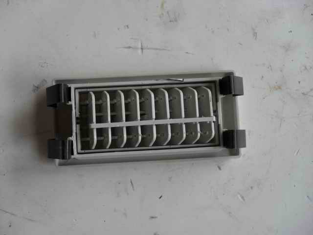 FY155 long single-eye air outlet Rhine white spring type-1