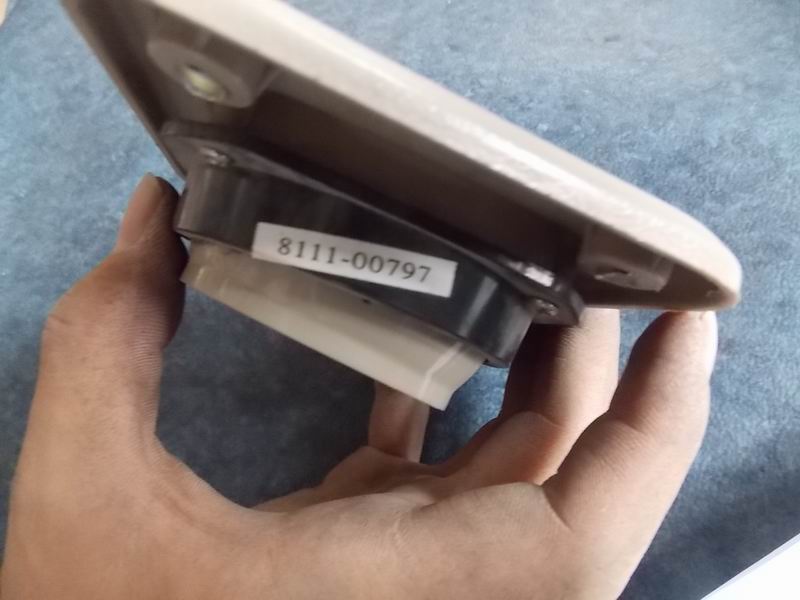 финансовый год 110 квадратное одноглазковое воздуховыпускное отверстие землисто-желтого цвета